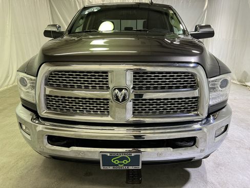 Used 2017 RAM 2500 Laramie AWD/4WD image 3