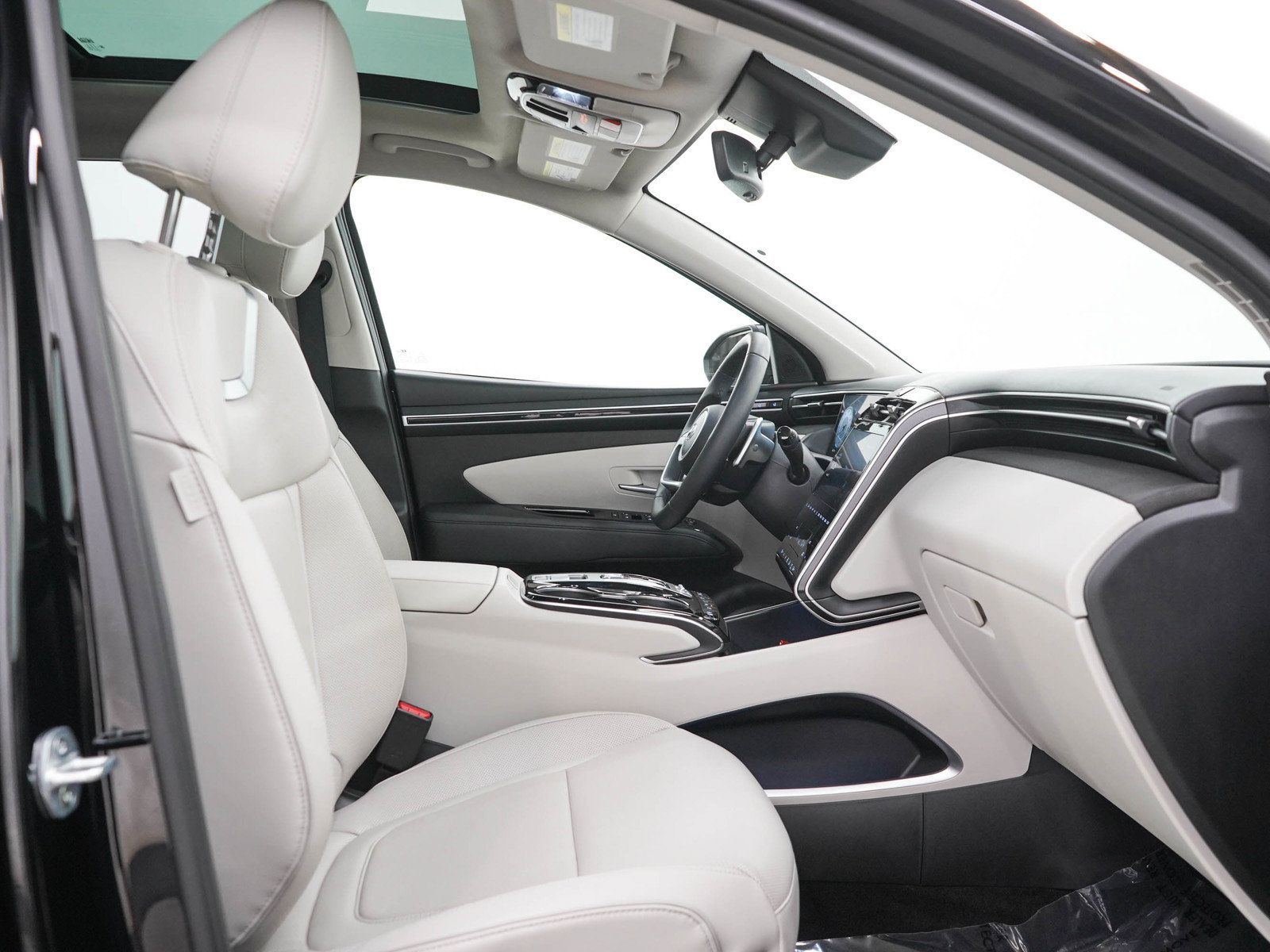 Used 2024 Hyundai Tucson Limited AWD/4WD image 13