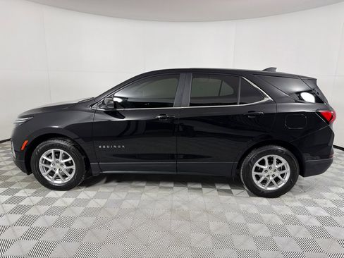 Used 2022 Chevrolet Equinox LT w/ Driver Convenience Package image 9