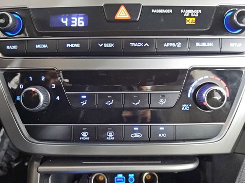 Used 2016 Hyundai Sonata SE image 25