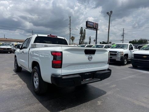 Used 2024 Nissan Frontier S w/ Technology Package RWD image 9