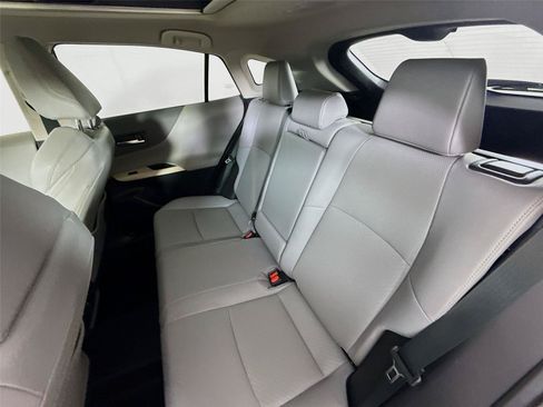 Used 2021 Toyota Venza Limited w/ Advanced Technology Package AWD/4WD image 11