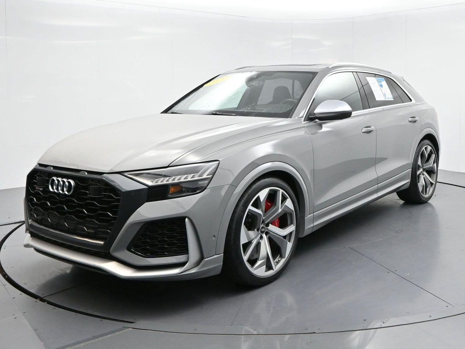 Used 2023 Audi RS Q8 w/ Executive Package AWD/4WD image 3