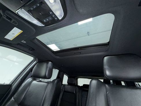 Used 2022 Jeep Grand Cherokee Laredo X AWD/4WD image 11