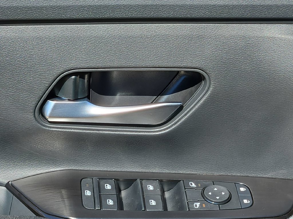 New 2027 Nissan Kicks SV AWD/4WD image 15
