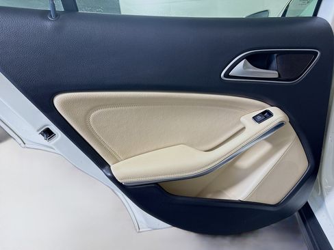 Used 2017 Mercedes-Benz GLA 250 4MATIC w/ Premium Package image 25