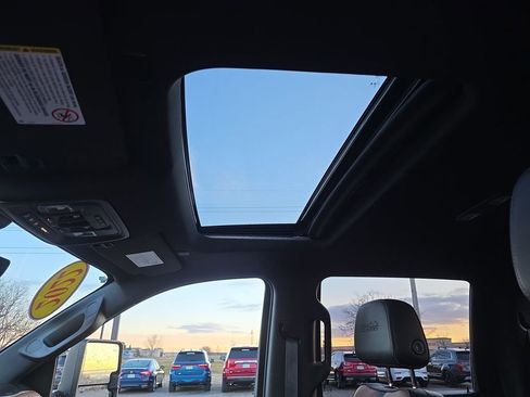 Used 2022 Chevrolet Silverado 3500 High Country w/ Z71 Off-Road Package image 22