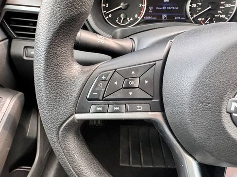 Used 2024 Nissan Altima 2.5 SV FWD image 16