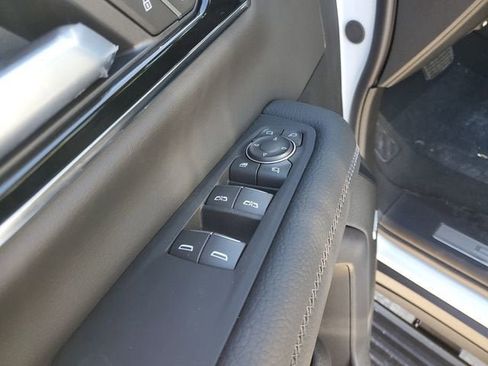 New 2026 GMC Yukon XL Denali w/ Sun & Power Step Package AWD/4WD image 18