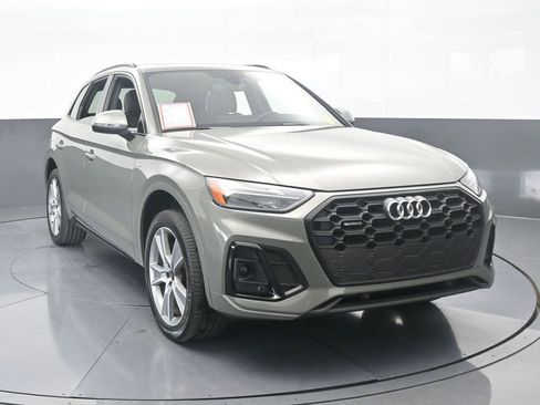 Used 2025 Audi Q5 2.0T Premium image 9