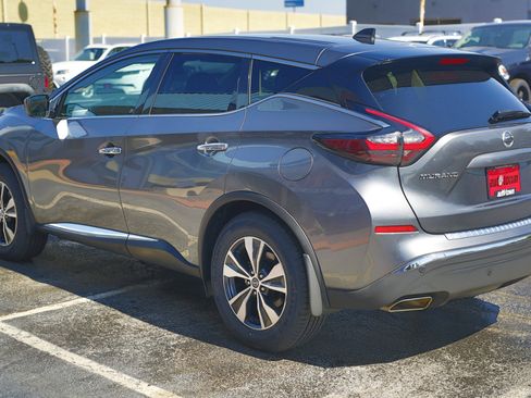 Used 2022 Nissan Murano S image 12