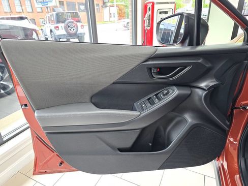 Used 2024 Subaru Crosstrek 2.0i Premium image 17