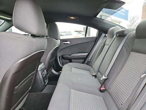 Used 2019 Dodge Charger SXT w/ Blacktop Package image 25