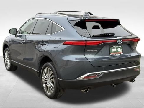 Used 2021 Toyota Venza XLE w/ Activity Package (TMS) image 9