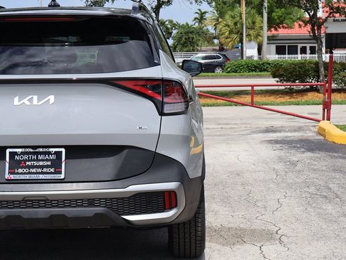 Used 2023 Kia Sportage X-Pro AWD/4WD image 16