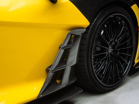 Used 2024 Lamborghini Revuelto AWD/4WD image 16