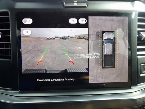 New 2025 Ford F250 Lariat w/ Chrome Package image 22