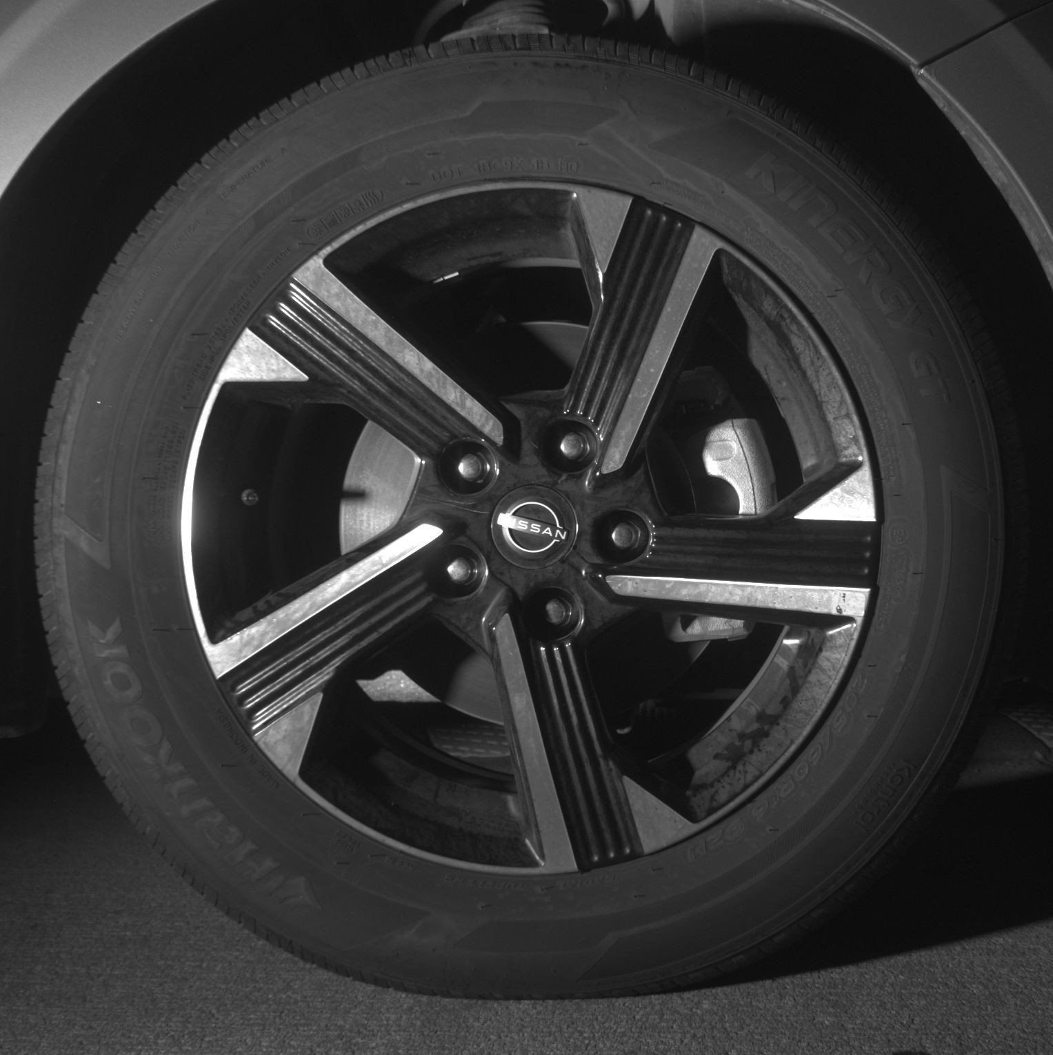 Used 2025 Nissan Sentra SV FWD image 15