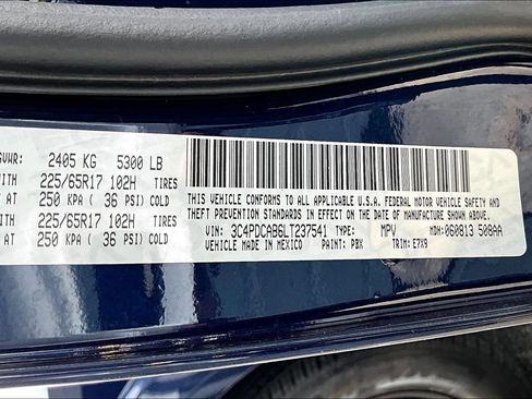 Used 2020 Dodge Journey SE w/ SE Popular Equipment Group FWD image 14
