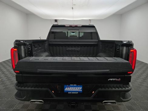 Used 2021 GMC Sierra 1500 AT4 w/ AT4 Premium Package image 18