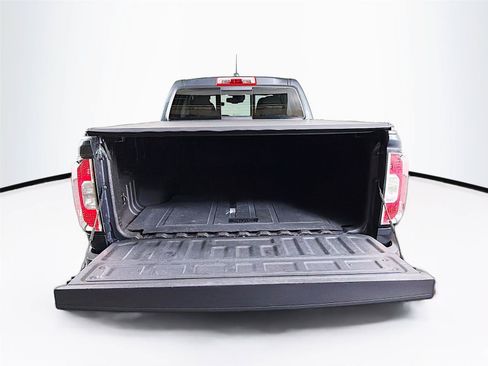 Used 2022 GMC Canyon Denali AWD/4WD image 14
