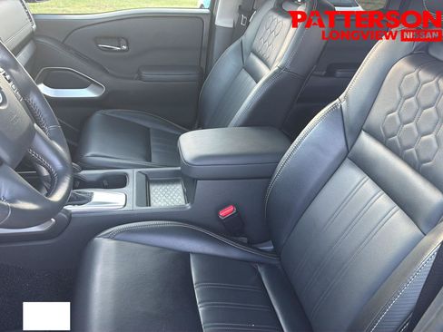 Used 2024 Nissan Frontier SL w/ Technology Package RWD image 7