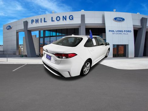 Used 2021 Toyota Corolla LE FWD image 5