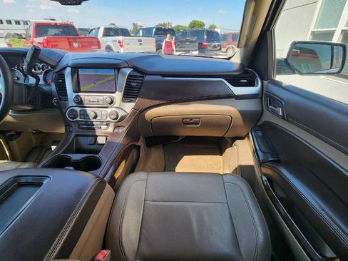 Used 2015 Chevrolet Tahoe LT AWD/4WD image 17