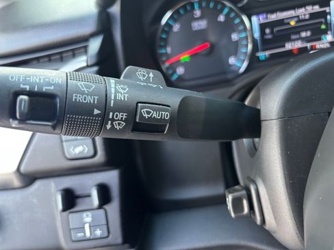 Used 2019 Chevrolet Tahoe LT image 16