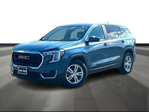 Used 2024 GMC Terrain SLE FWD image 1
