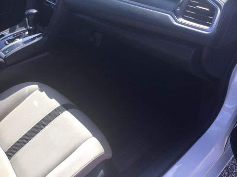 Used 2019 Honda Civic EX image 37