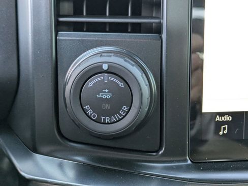 New 2026 Ford F250 Lariat w/ Black Appearance Package image 28