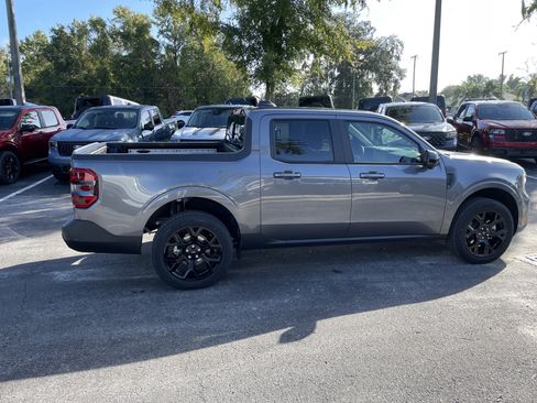 New 2025 Ford Maverick Lariat w/ Black Appearance Package image 8