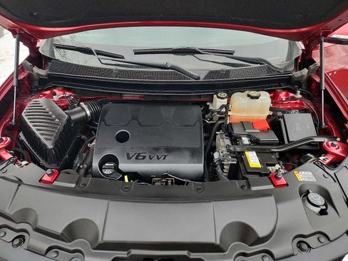 Used 2018 Chevrolet Traverse LT image 27