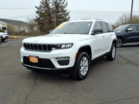 Certified 2023 Jeep Grand Cherokee Limited AWD/4WD image 7