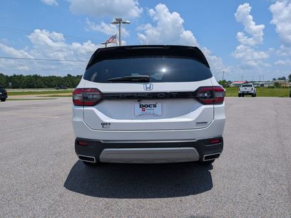 Used 2025 Honda Pilot Touring