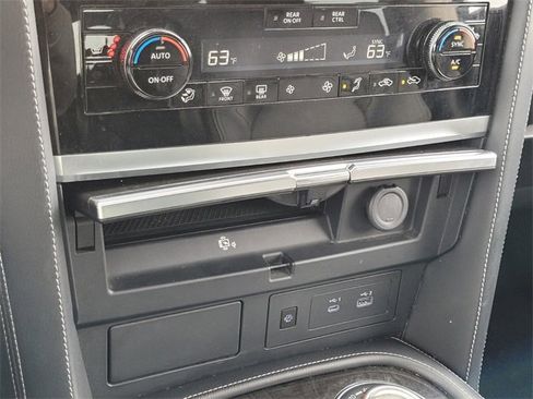 Used 2022 INFINITI QX80 Luxe image 20