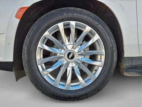 Used 2022 Cadillac Escalade Premium Luxury w/ Performance Package image 27