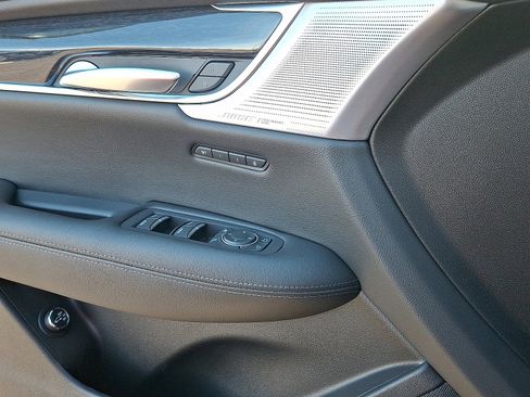 Certified 2023 Cadillac XT5 Premium Luxury image 14