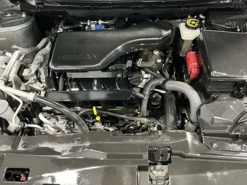 Used 2021 Nissan Rogue Sport S image 25