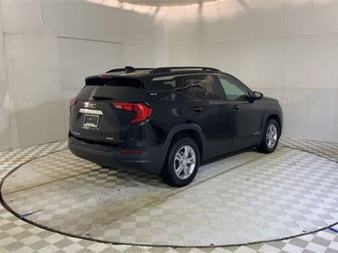Used 2021 GMC Terrain SLE w/ Driver Convenience Package image 8