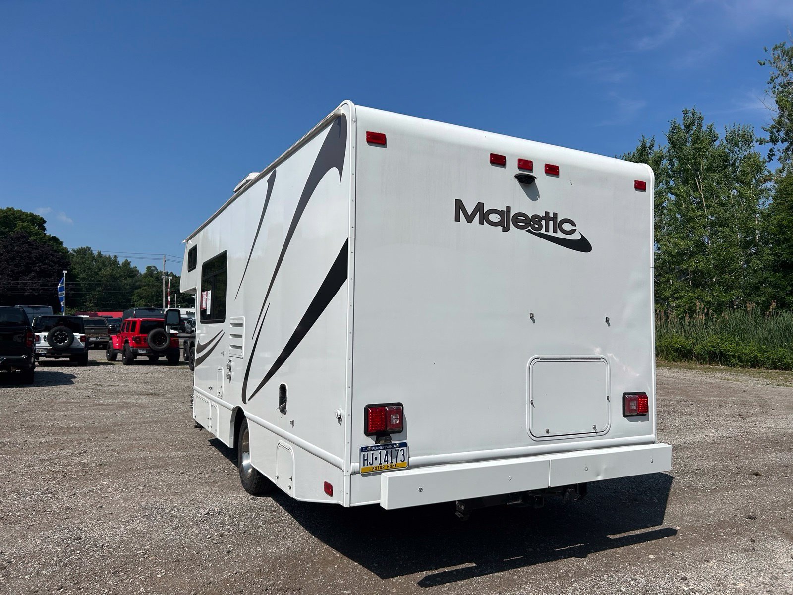 Used 2017 Ford E-350 and Econoline 350 Super Duty w/ Motorhome Prep Package RWD image 4