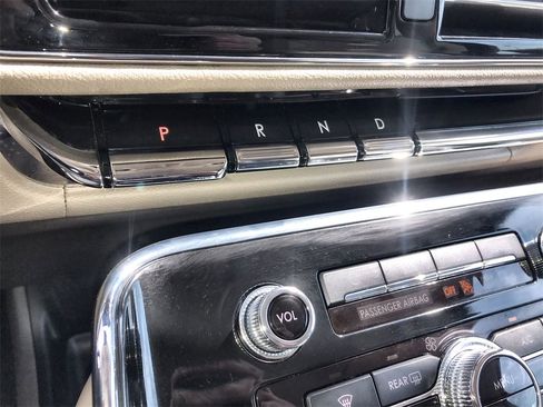 Used 2024 Lincoln Navigator L Reserve image 20