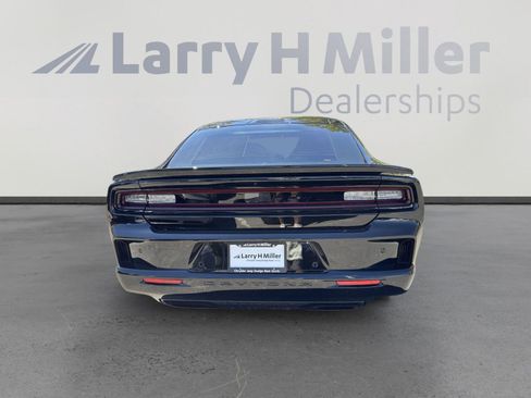 Used 2024 Dodge Charger Scat Pack w/ Plus Group image 7