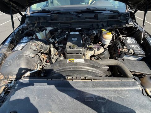 Used 2018 RAM 3500 Laramie AWD/4WD image 10