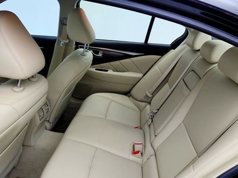 Used 2019 INFINITI Q50 Luxe w/ Essential Package (3.0T Luxe) AWD/4WD image 21
