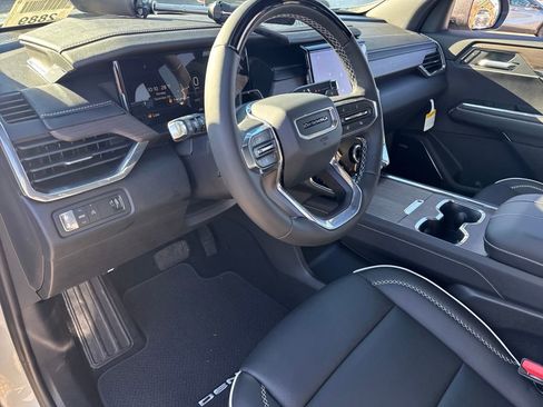 New 2026 GMC Acadia Denali w/ Super Cruise Package image 17