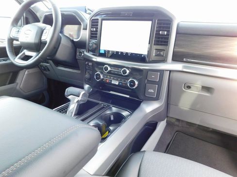 New 2025 Ford F150 Lariat w/ Equipment Group 501A Mid image 24