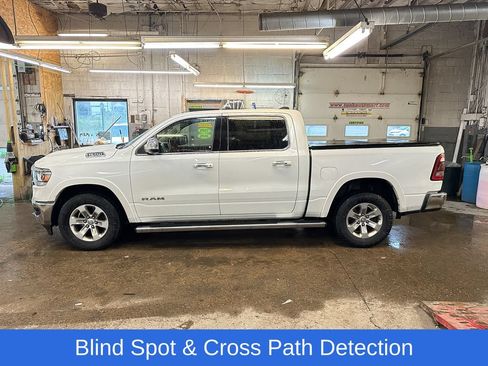Used 2019 RAM 1500 Laramie AWD/4WD image 6