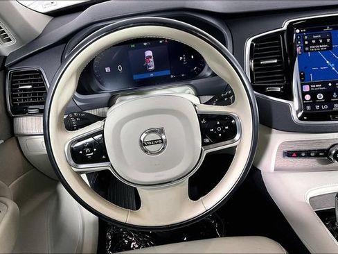 Used 2023 Volvo XC90 B6 Plus AWD/4WD image 6